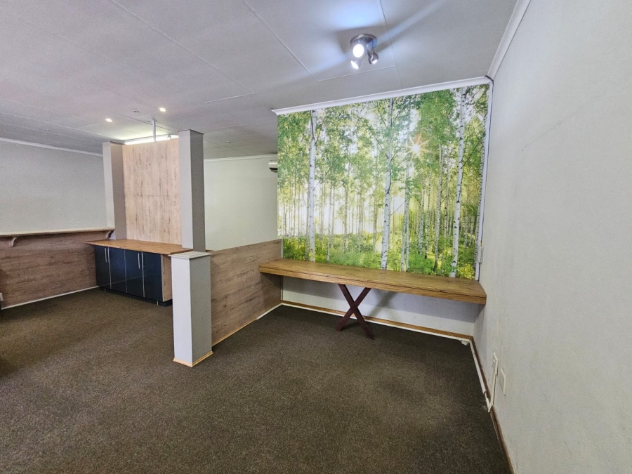 To Let commercial Property for Rent in Hospitaalheuwel Free State